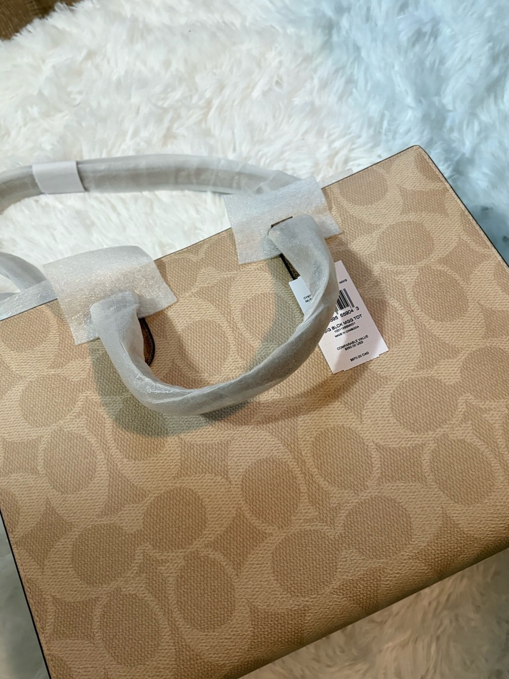 New Coach Maggie Tote Bag In Blocked Signature Canvas - Picture 10 of 11